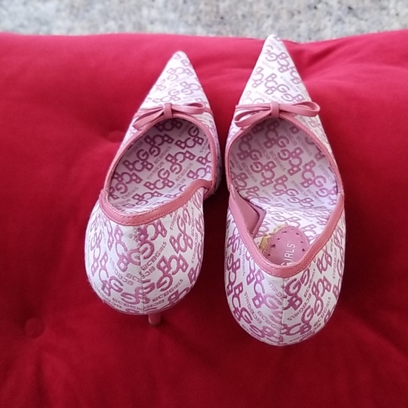 Heels - Picture 1 of 3